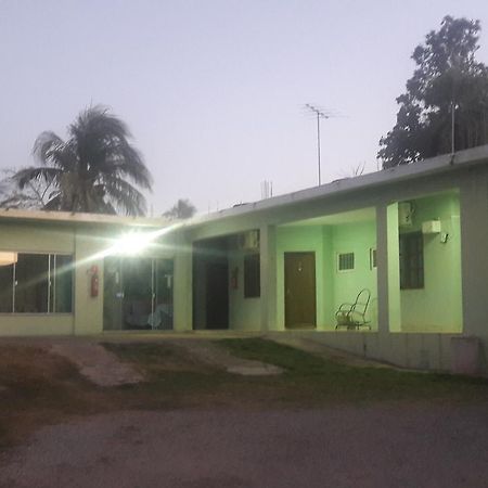 Pousada Pantaneira Corumba Bagian luar foto